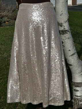 VINCE CAMUTO sS Champagne Sequin Midi-A-line bias cut-very sparkly-elastic waist
